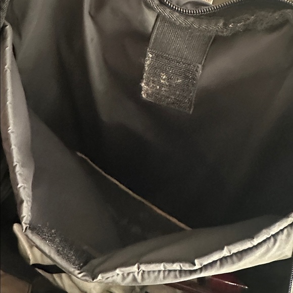 Go Dash Dot Duffle Bag - Picture 6 of 6